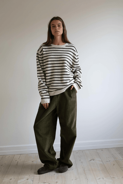 BELLA CORDUROY PANTS - MOSS GREEN